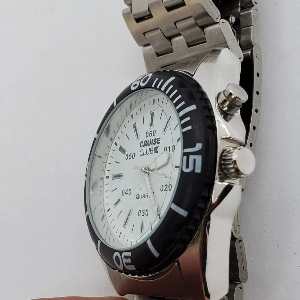Men's Watch 41MM White Dial Black Bezel Gray Bracelet Band 8.5